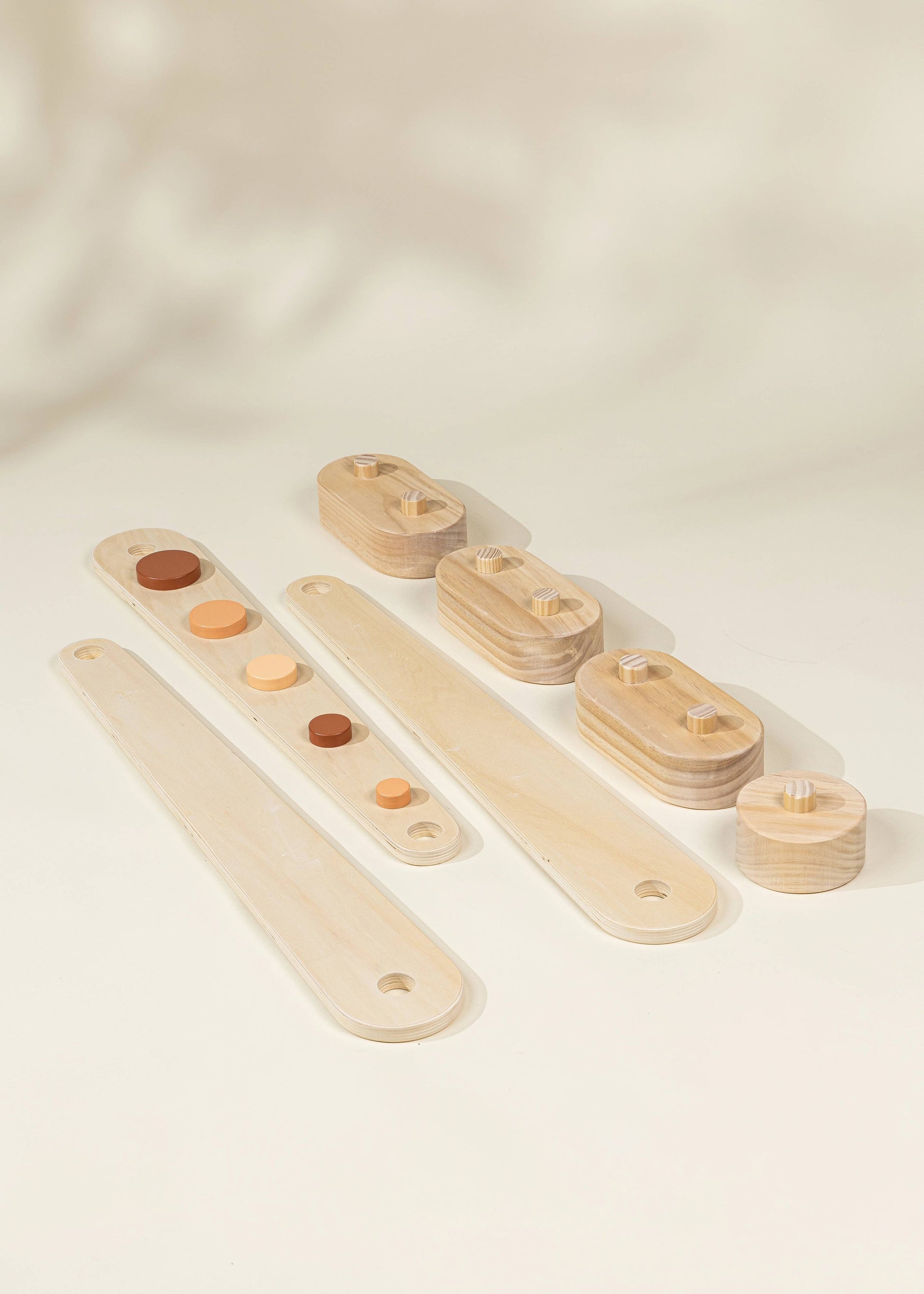 Foldable wooden floor balance beam