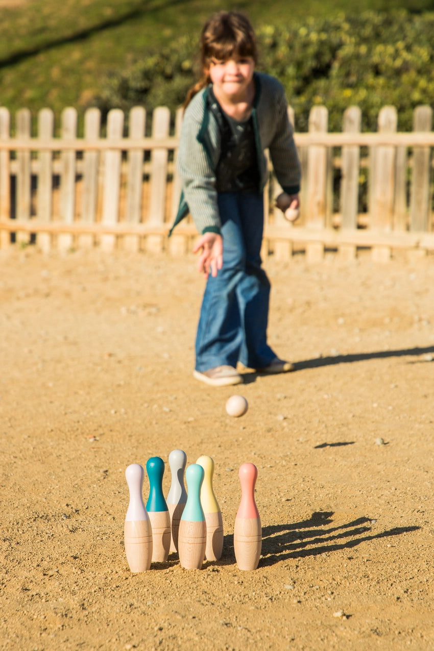 wooden bowling pins