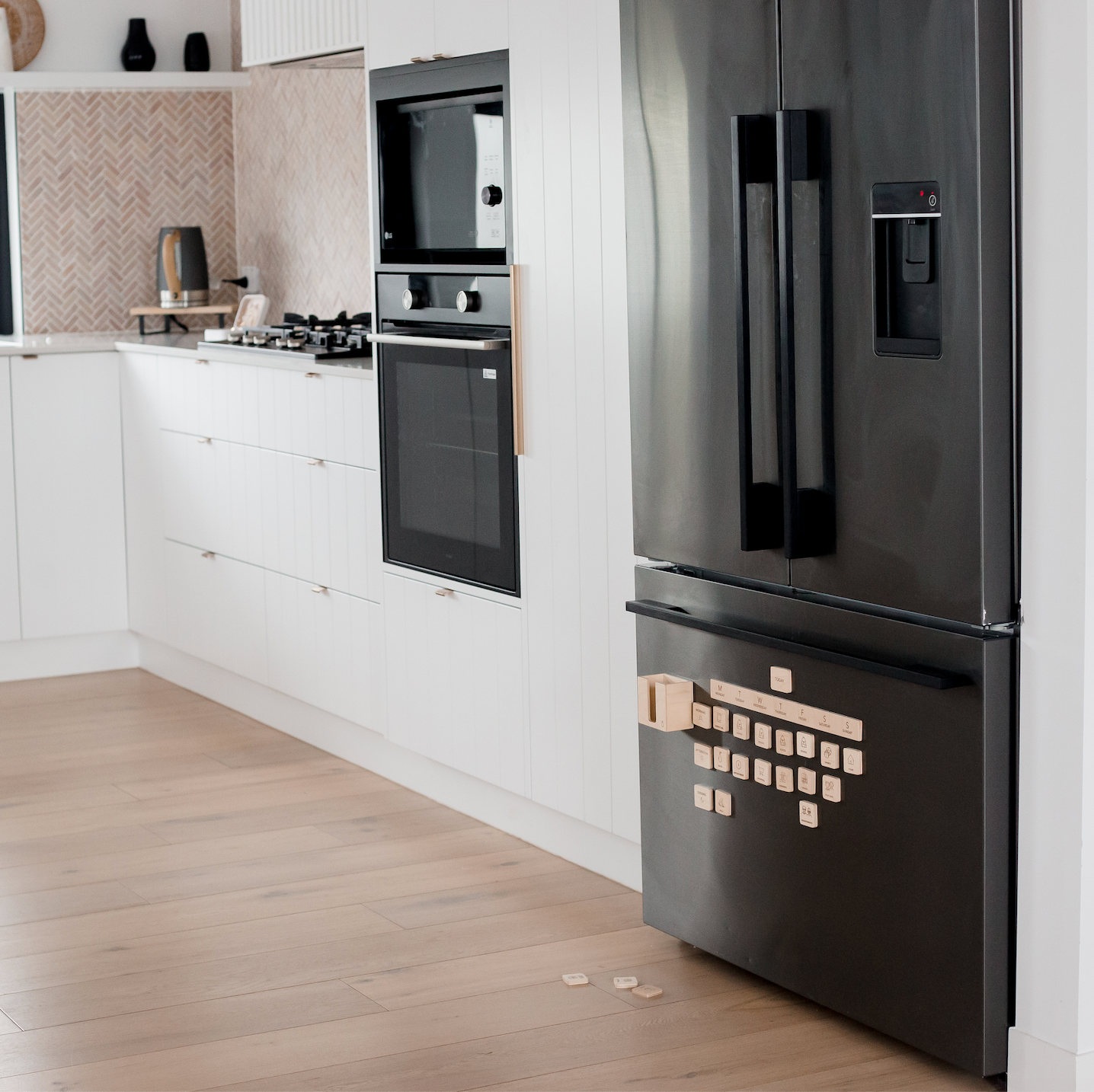 fridge magnet wooden weekly planner