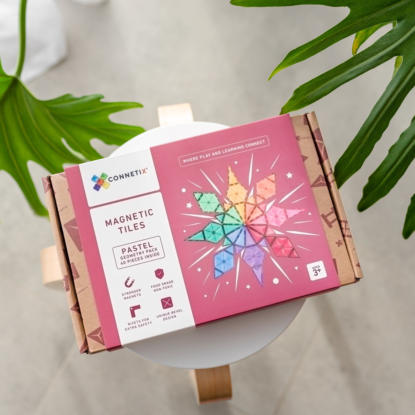 Magnetic Tiles - 40 piece Pastel Geometry Pack