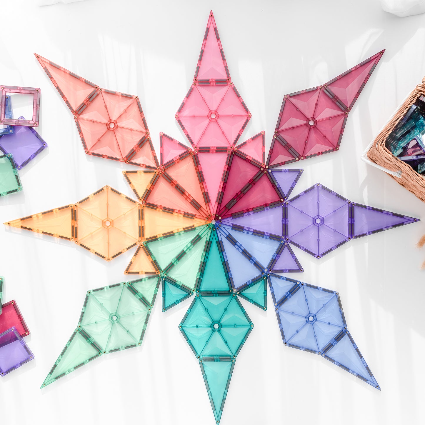 Magnetic Tiles - 40 piece Pastel Geometry Pack